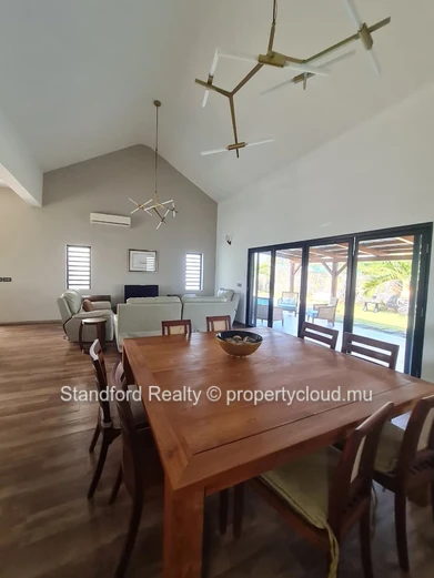 For Rent – 3-Bedroom Villa in Balaclava | Rs 120,000 / month (negotiable)
