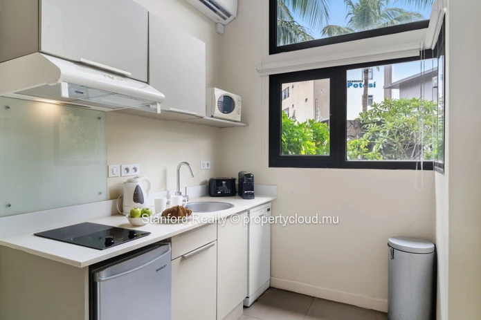 Charming 2-Bedroom Duplex, Trou aux Biches, North