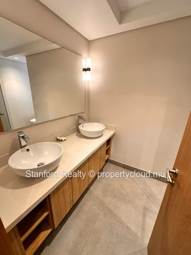 Modern Apartment for Rent – 3 Bedrooms, Trou aux Biches, North