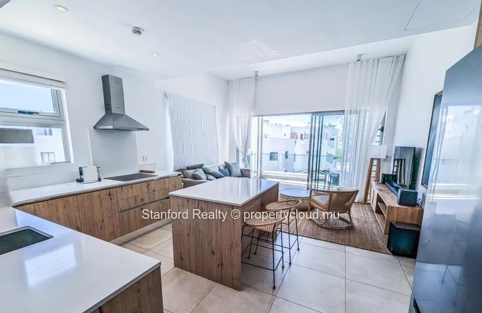 Beachfront Apartment for Rent - 3 Bedrooms, Grand Gaube, North