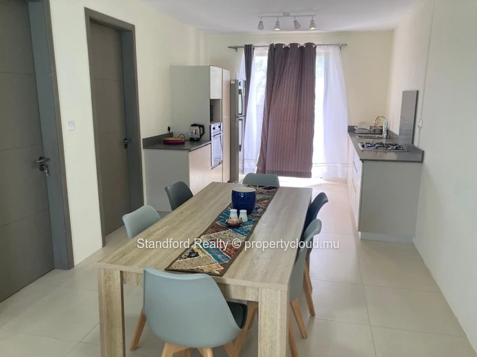 Beachfront 2-Bedroom Apartment - Le Bouchon Beach