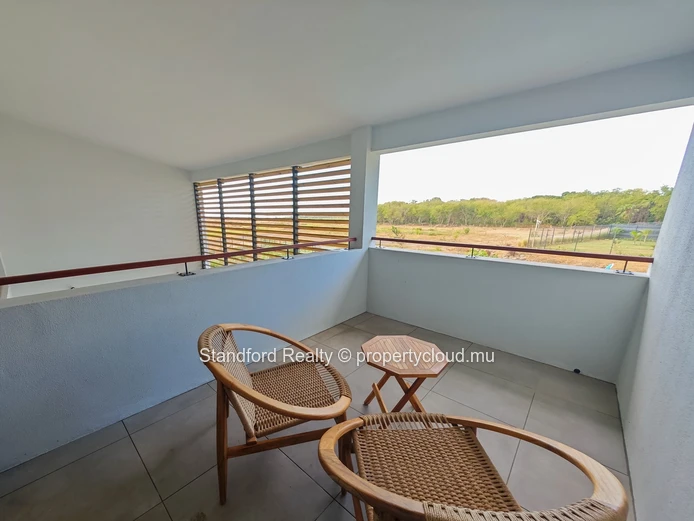 Modern 4-Bedroom Duplex for Rent – Flic en Flac, Cascavelle, West