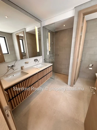 Modern Apartment for Rent – 2 Bedrooms, Mont Choisy, North