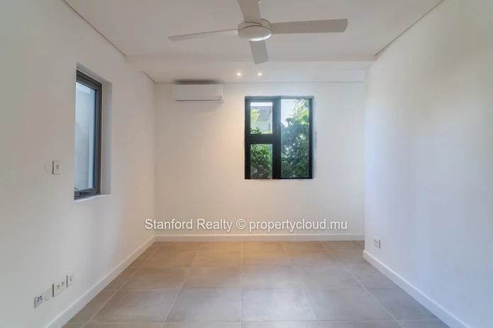 Modern Residence Grand Baie – 3-Bedroom Apartment for Sale
