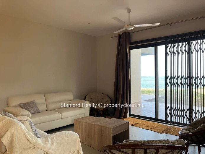 Apartment for Rent – 3 Bedrooms, Poste Lafayette, East Coast