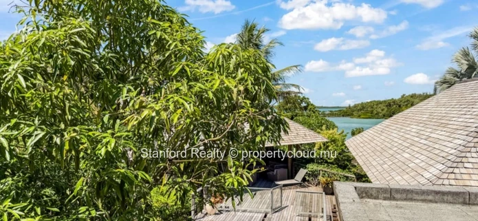 Beachside Villa for Rent - 4 Bedrooms, Grand Gaube, North