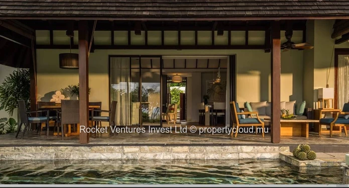 Villa 2 bedrooms under Four Seasons Hotel management. East. Anahita. Super luxury settlement. 