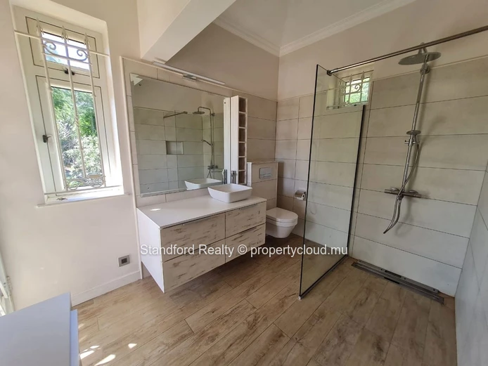 Elegant Family Home with Character – 5 to 6 Bedrooms, West, Tamarin