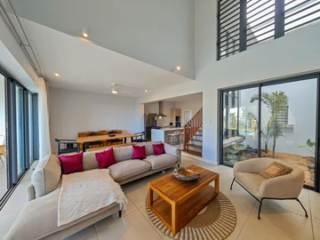 4 Bedroom Townhouse, Duplex