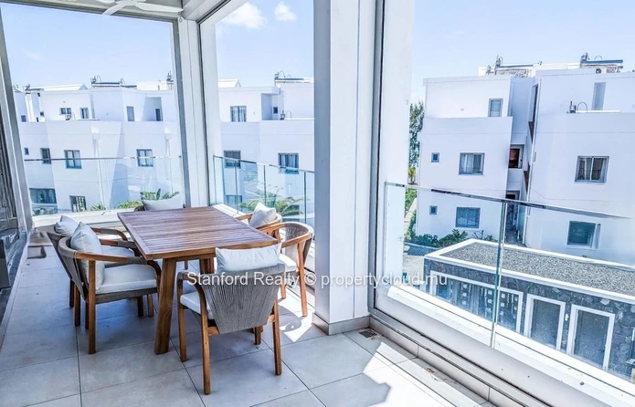 Beachfront Apartment for Rent - 3 Bedrooms, Grand Gaube, North