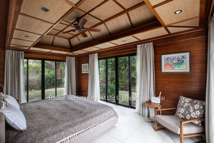 Luxury Villa for Sale in Anahita – East Coast