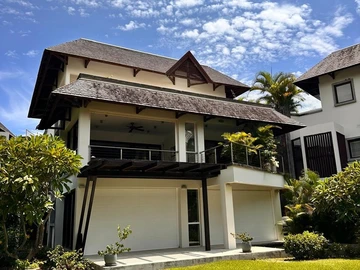4 Bedroom Villa