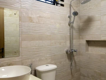 2 Bedroom Townhouse, Duplex