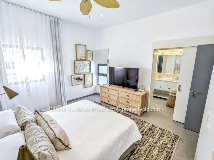 Sea View 4-Bedroom Apartment - St Antoine Private Residence, North Coast