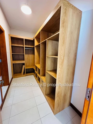 Exclusive Luxury Villa for Rent – 4 Bedrooms, Mont Choisy, North