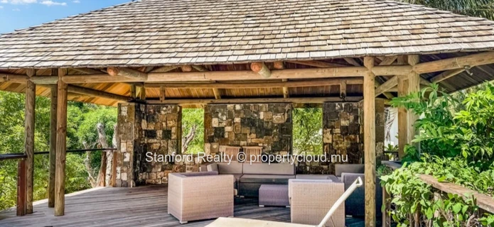 Beachside Villa for Rent - 4 Bedrooms, Grand Gaube, North