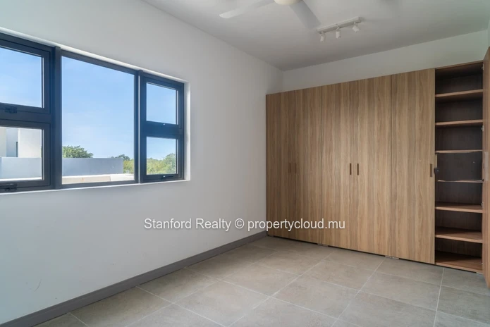 Luxury 3-Bedroom Penthouse with Private Plunge Pool & Sea View - St Antoine Private Residence