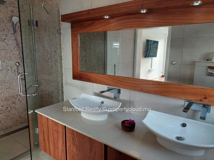Villa for Sale – 3 Bedrooms, Grand Gaube, North