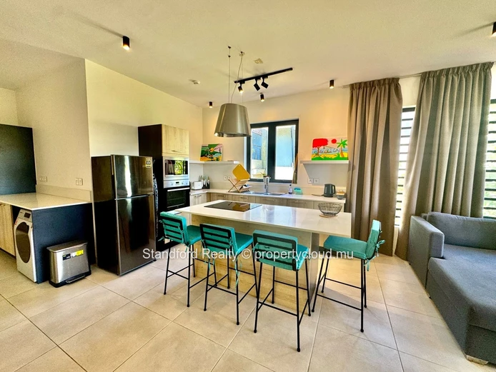 Stunning 3-Bedroom Coastal Apartment for Rent – North Mauritius