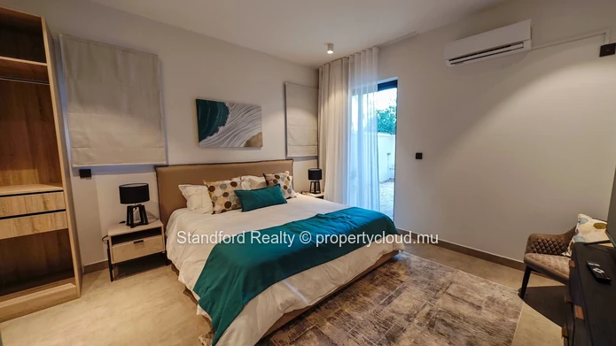 Modern 3-Bedroom Apartment with Jacuzzi & Terrace – Tamarin, West
