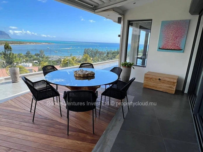 Luxury Penthouse with Panoramic Views, La Plantation Marguery, Black River