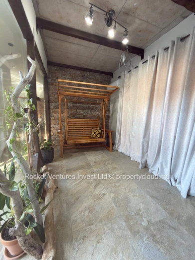 Your Ultimate Retreat: Luxurious Nature-Themed Villa Awaits!