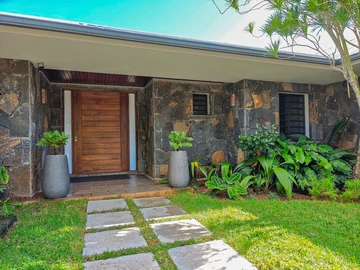 4 Bedroom Villa