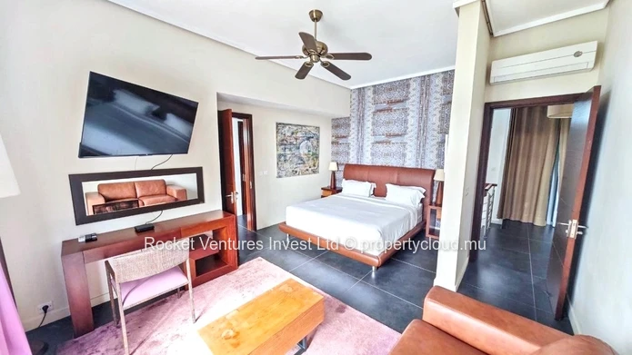 3-Bedroom Beachfront Villa for Rent, Pointe aux Canonniers – North