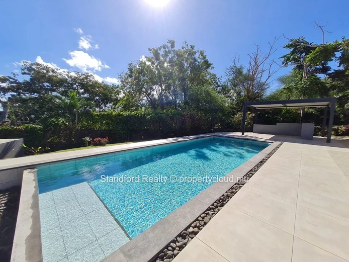 Elegant Family Home with Character – 5 to 6 Bedrooms, West, Tamarin