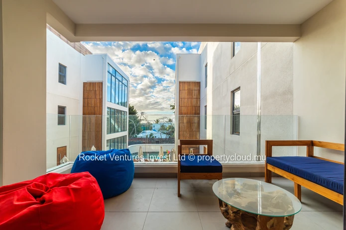 Rent 2 bedroom apartment near the beach and supermarket!  Pereybere. North