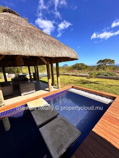 Luxury Villa for Sale - 4 Bedrooms, Domaine de Palmyre, Black River, West