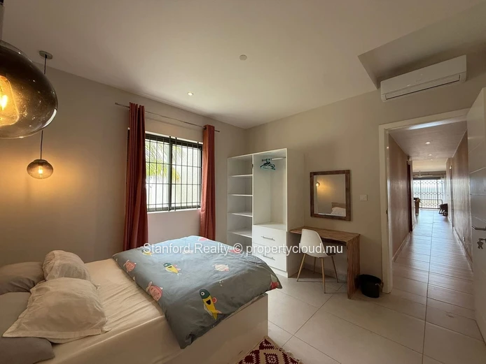 Apartment for Rent – 3 Bedrooms, Poste Lafayette, East Coast