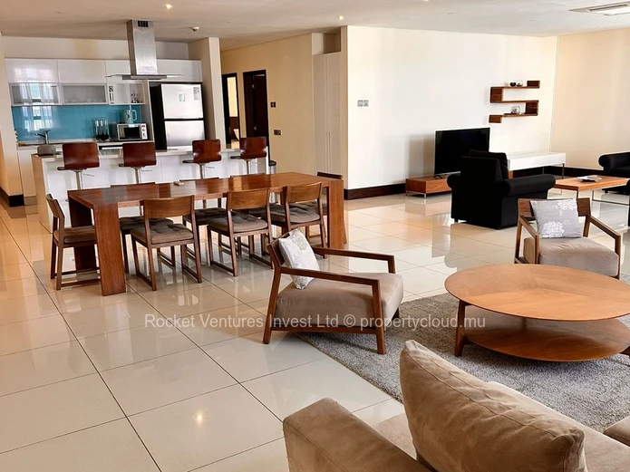 Rent. The apartment has 3 bedrooms. At the La Croisette complex. North. Grand Bay.