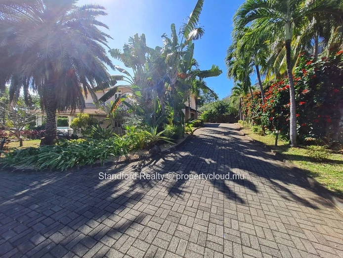 Elegant Family Home with Character – 5 to 6 Bedrooms, West, Tamarin