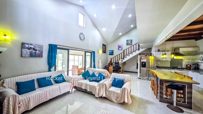 SALE - Prestigious 3-Bedroom Villa with Pool in Mont Piton Estate