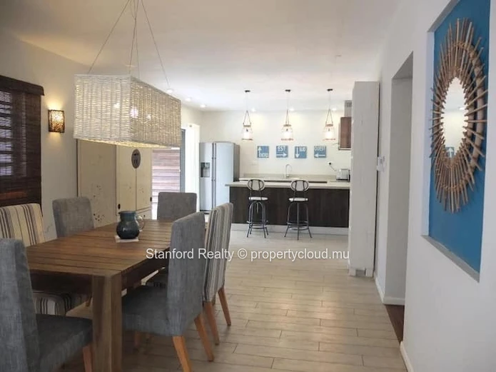 Elegant Apartment for Sale – 3 Bedrooms, Tamarin, West