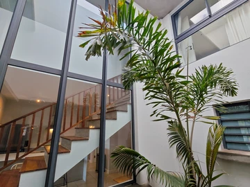 4 Bedroom Townhouse, Duplex