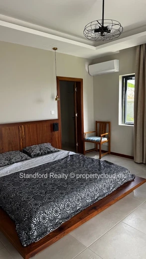 Sea-View Villa – 4 Bedrooms, Flic en Flac