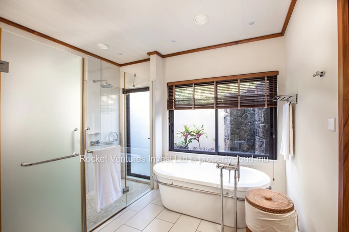 Luxury Villa for Sale in Anahita – East Coast