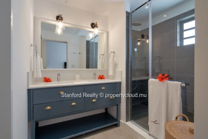 Sea View Apartment for Rent - 3 Bedrooms, St Antoine, North