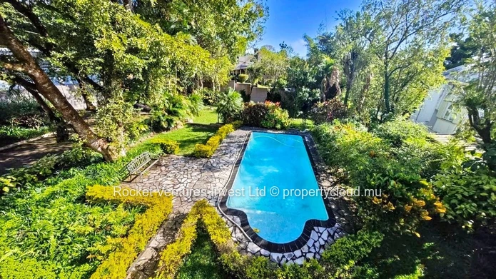 4-Bedroom Villa for Rent and Sale, Floréal – Centre