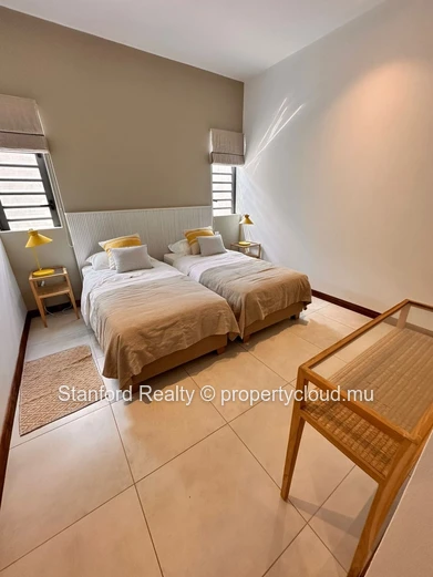 Modern Cozy Villa with 3 Bedrooms and Pool – Daruty Forest
