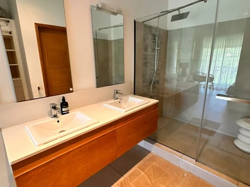 3 Bedroom Townhouse, Duplex