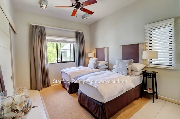 Beachfront Penthouse for Sale - 4 Bedrooms, Tamarin, West