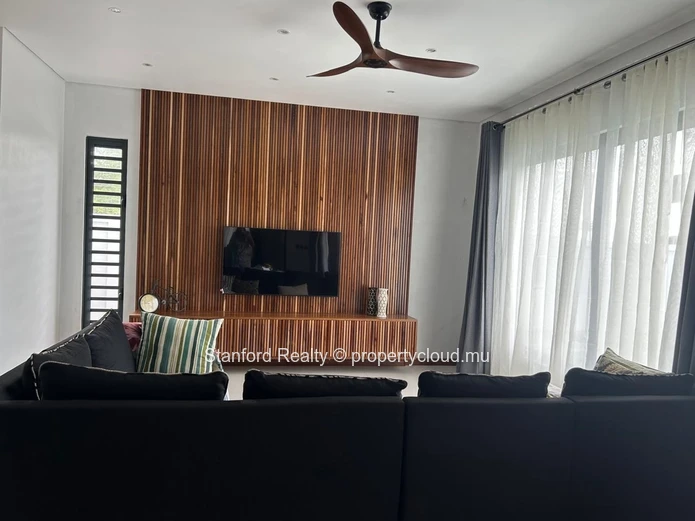 Villa for Rent – 4 Bedrooms, Grand Baie, North