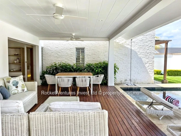 Stunning 3-Bedroom Villa in Grand Baie with Pool - Foreign Buyers Welcome!