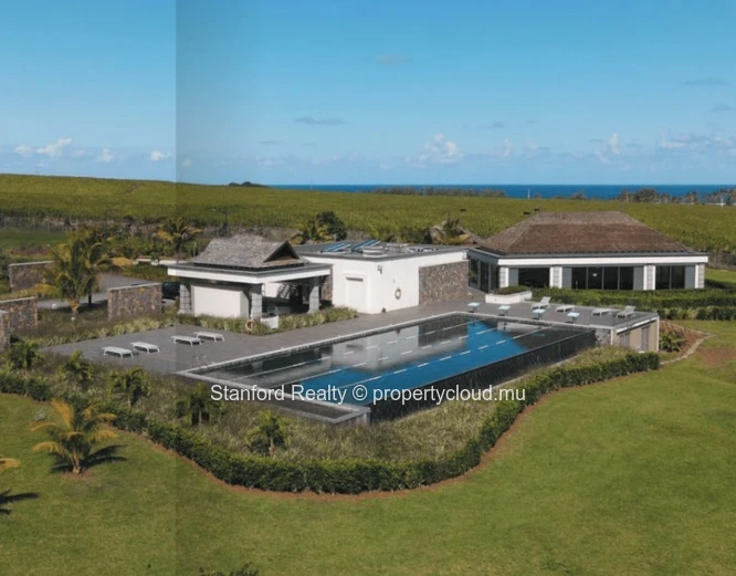 Exquisite 3-Bedroom Villa in the Heart of Bel Ombre
