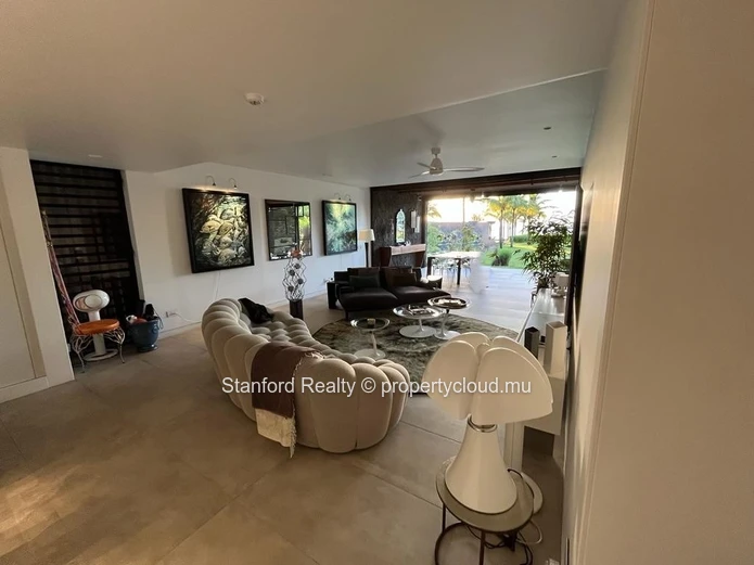 Beachfront Ground Floor Apartment for Sale – 3 Ensuite Bedrooms, Grand Baie