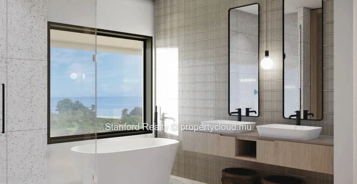 Luxury Penthouse for Sale – 3 Ensuite Bedrooms, Balaclava, North | 5? Resort Living