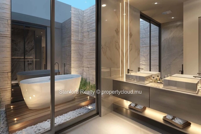 Luxury Canal-Front Villa for Sale - 2 Bedrooms, Cap Malheureux, North